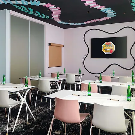 Mama Shelter Hotel