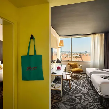 Hotell Mama Shelter 4*