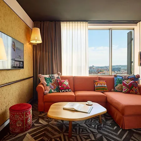Hotell Mama Shelter Prag