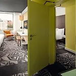 Mama Shelter Hotel