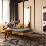 Otel Mama Shelter Prag