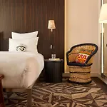 Hotell Mama Shelter 4*
