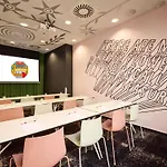 Otel Mama Shelter Prag