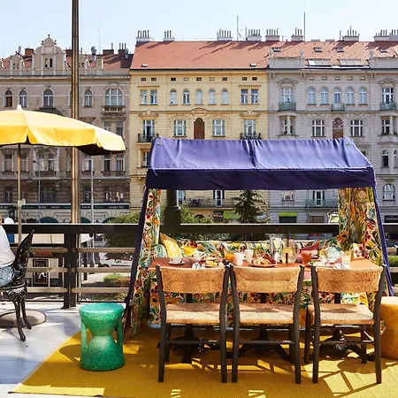 Mama Shelter Hotell Prag