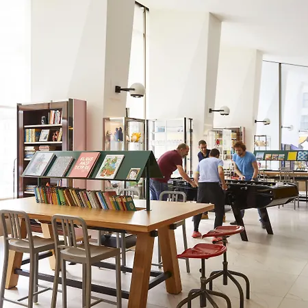 Hotel Mama Shelter Praga
