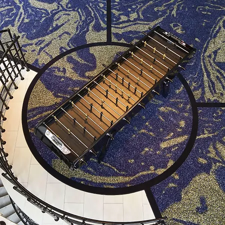 Mama Shelter 4* プラハ