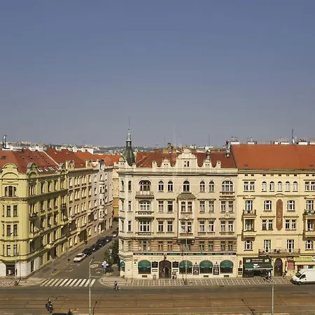 Mama Shelter ホテル