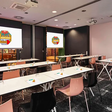 Mama Shelter ホテル