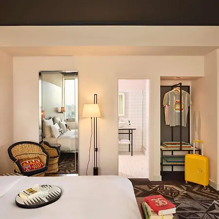 Mama Shelter 4* プラハ