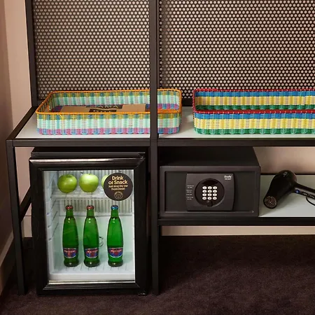 Mama Shelter ホテル