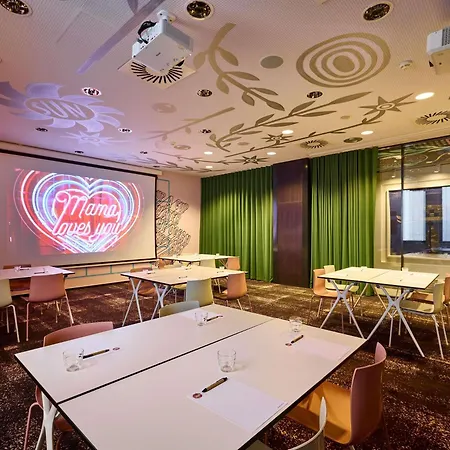 ホテル Mama Shelter