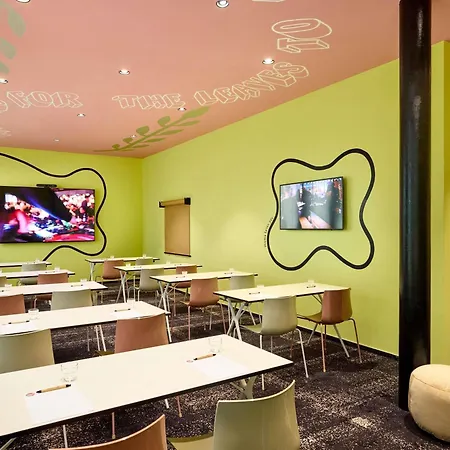 ホテル Mama Shelter