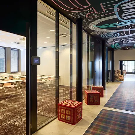 Mama Shelter ホテル