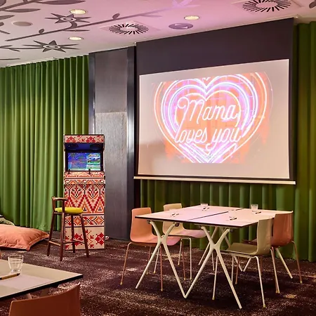 ホテル Mama Shelter プラハ